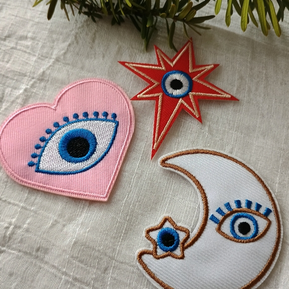 🐦‍⬛ MYSTIC CHARM 🐦‍⬛ x3 bundle Occult Pop iron-on/sew-on patches, celestial - Picture 2 of 9